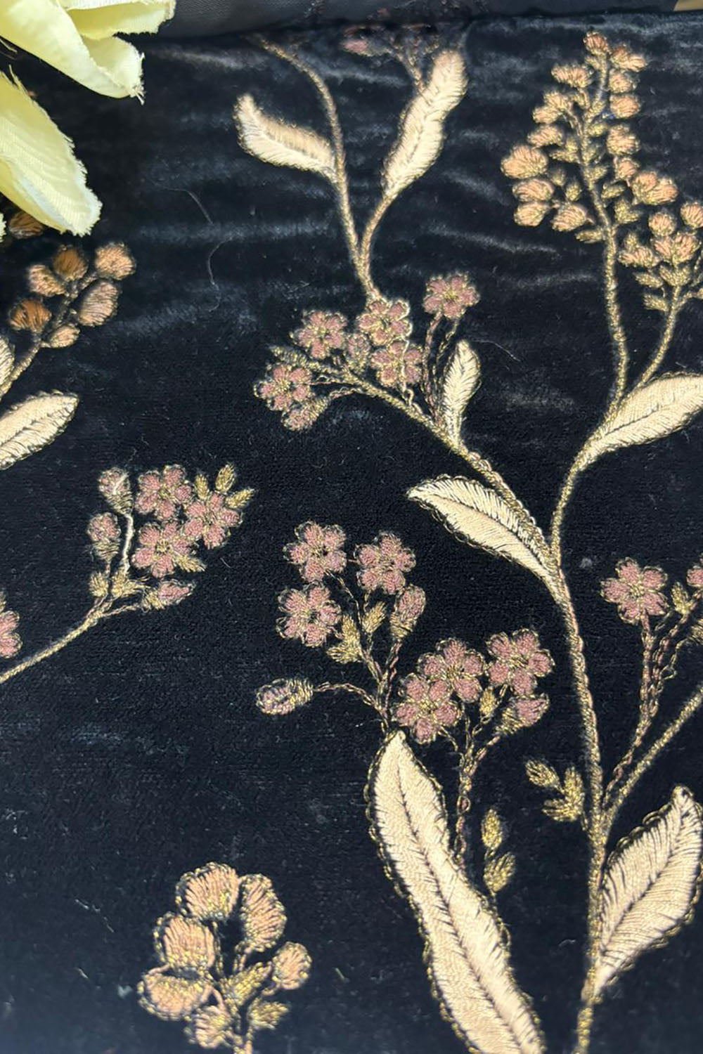 Black Trendy Velvet Embroidered Fabric ( 2.5 Mtr ) - Luxurion World