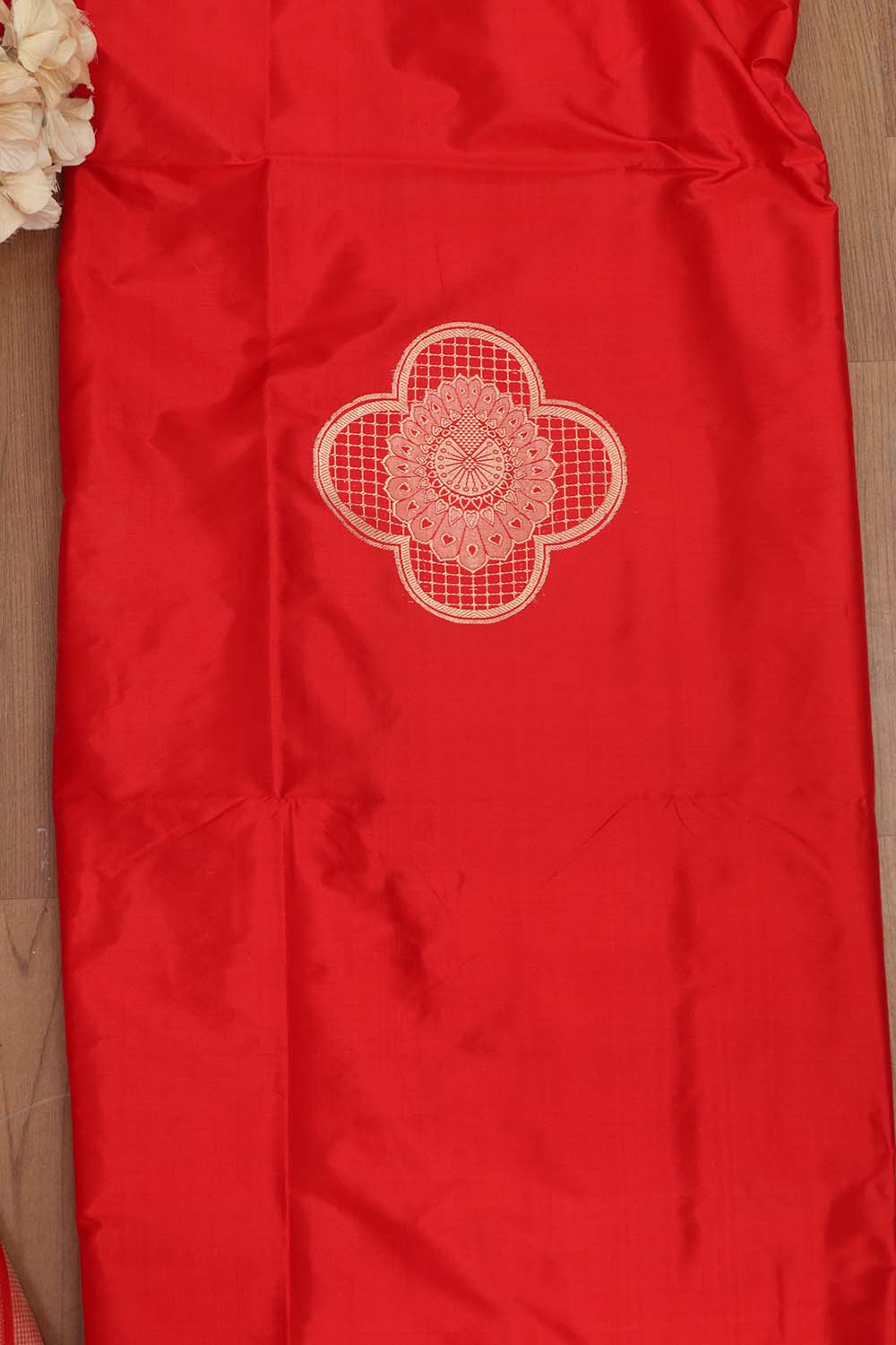 Luxurious Red Handloom Banarasi Pure Katan Silk Cordset - Luxurion World