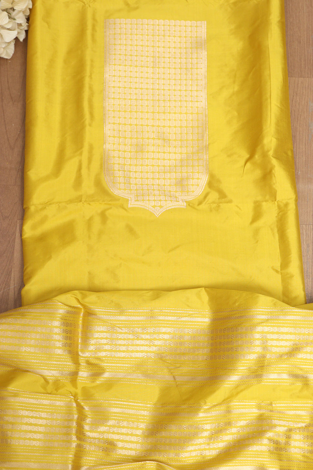 Yellow Handloom Banarasi Pure Katan Silk Cordset - Luxurion World