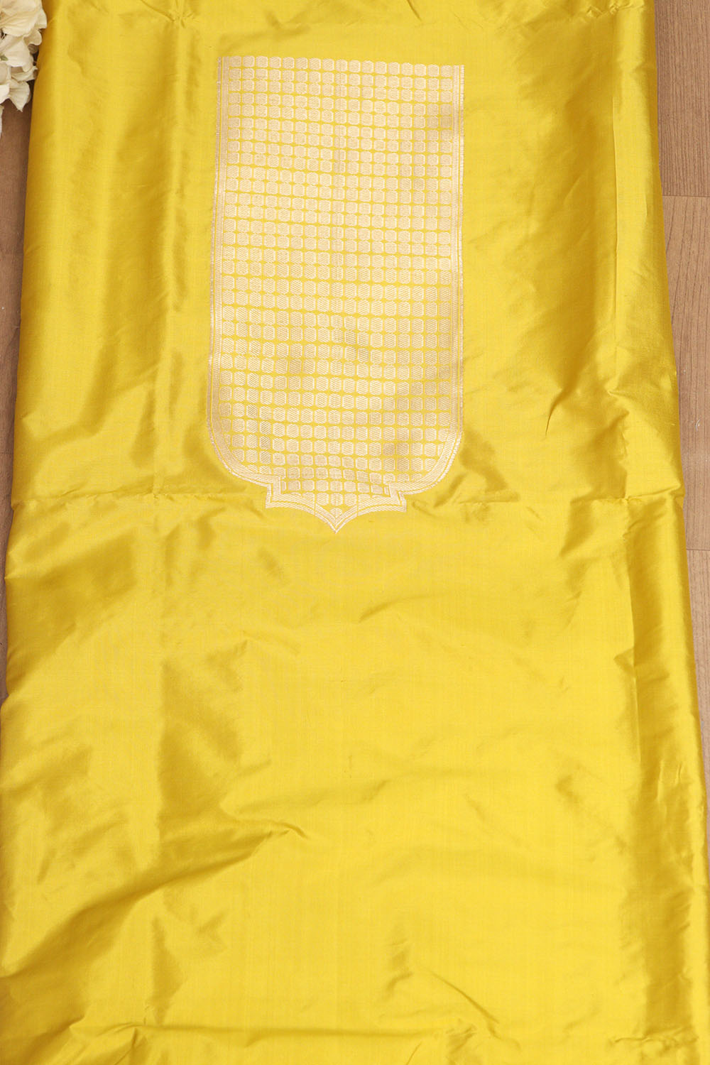 Yellow Handloom Banarasi Pure Katan Silk Cordset - Luxurion World