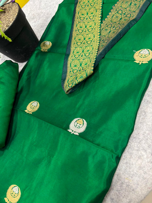 Green Banarasi Handloom Pure Silk Two Piece Cordset With Vintage Banarasi Lace