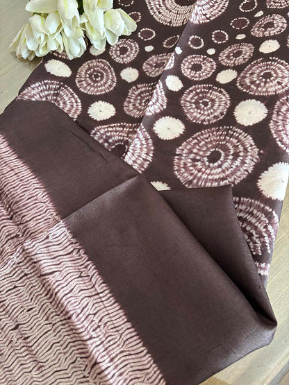 Brown Shibori Tie N Dye Pure Tussar Silk Hand Needle Work Kaftan - Luxurion World