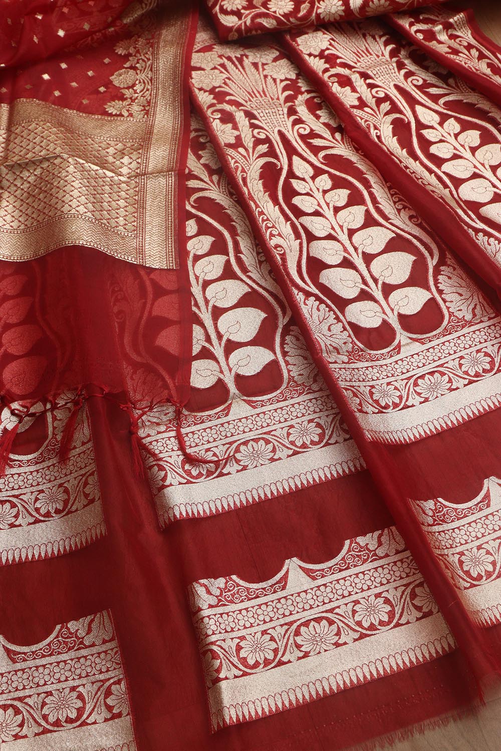 Red Banarasi Organza Silk Unstitched Lehenga Set - Elegant Style - Luxurion World