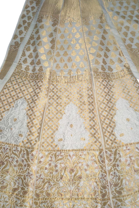 Dyeable Banarasi Handloom Pure Georgette Unstitched Lehenga Set - Luxurion World