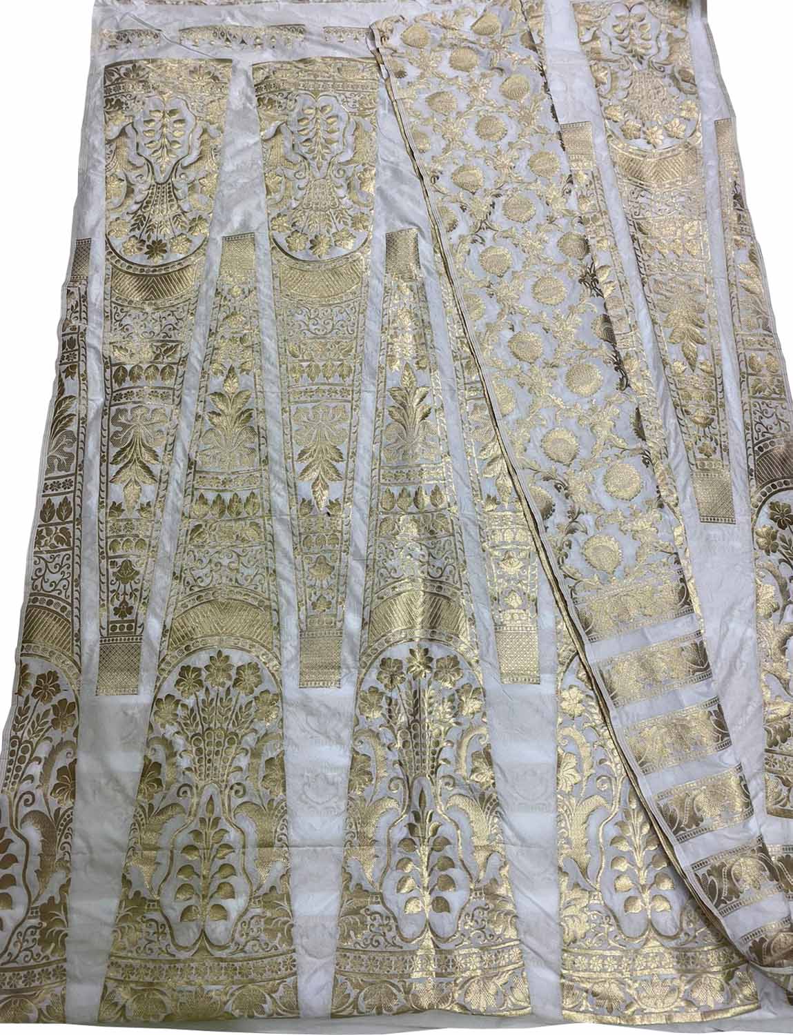 Exquisite Dyeable Banarasi Silk Lehenga Set - Luxurion World