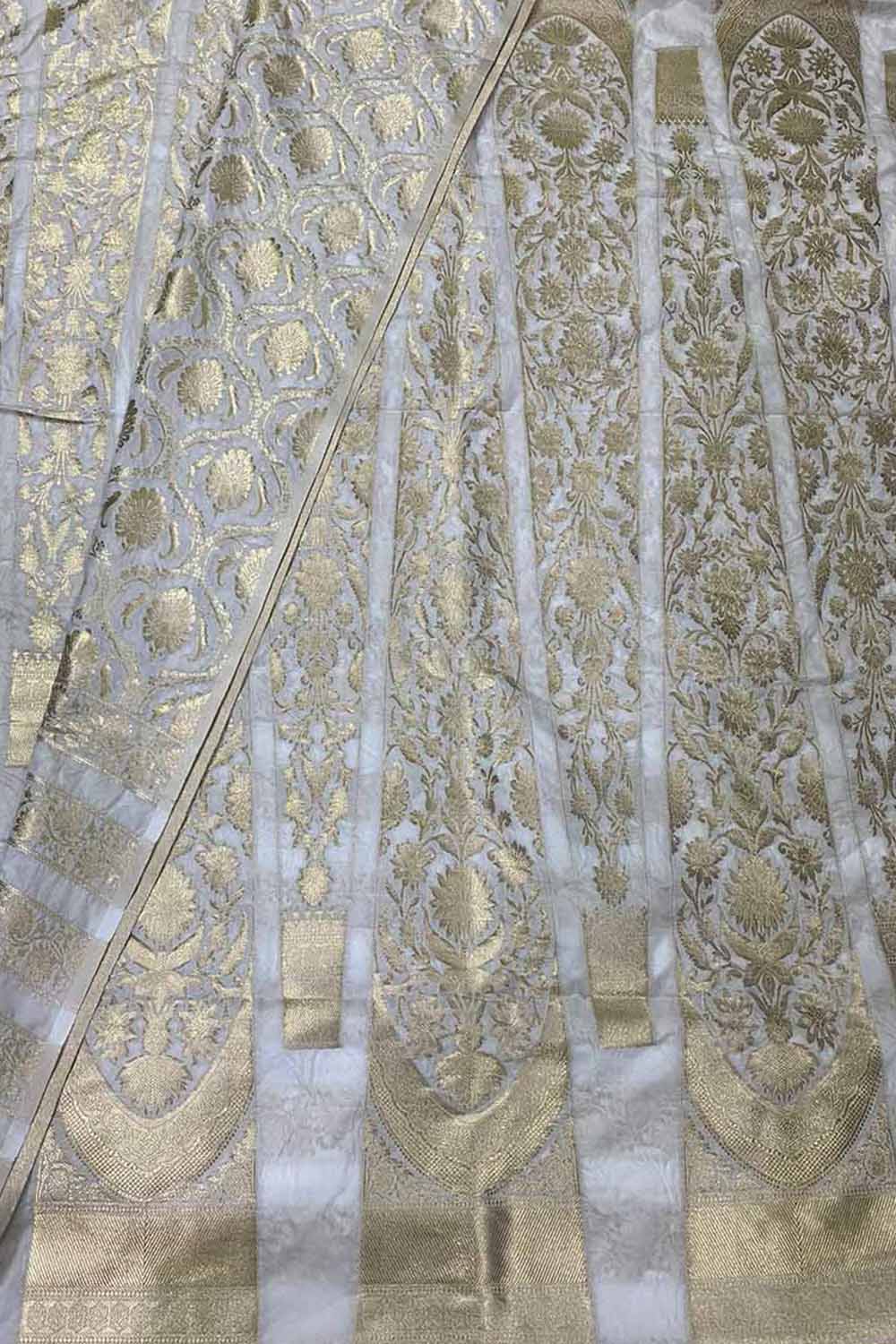 Exquisite Dyeable Banarasi Silk Lehenga Set - Luxurion World