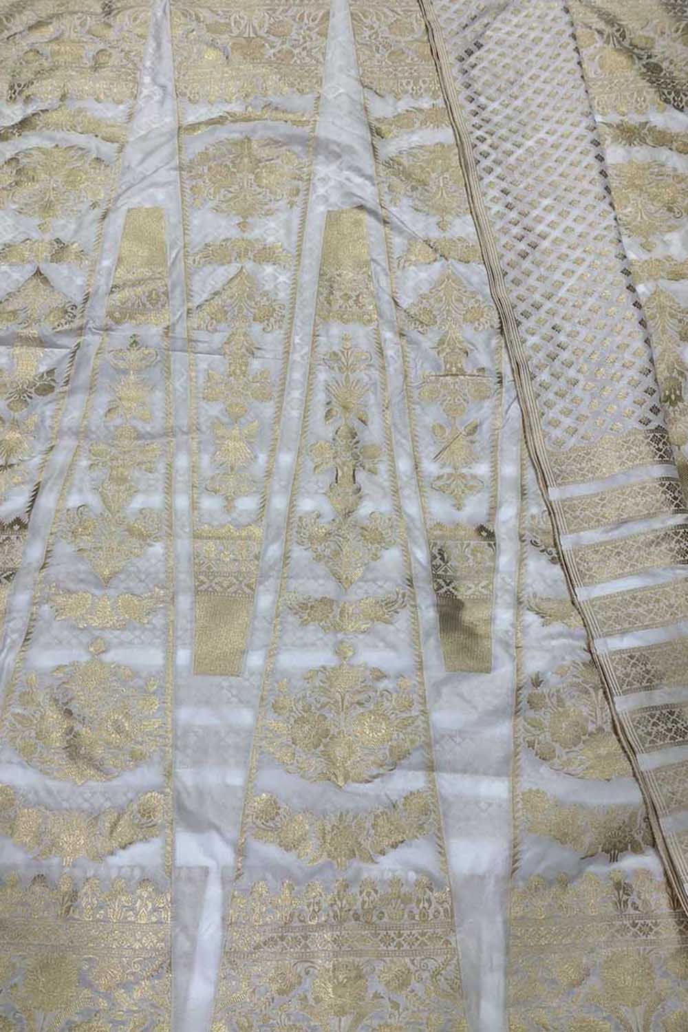 Stunning Dyeable Banarasi Silk Lehenga Set - Luxurion World