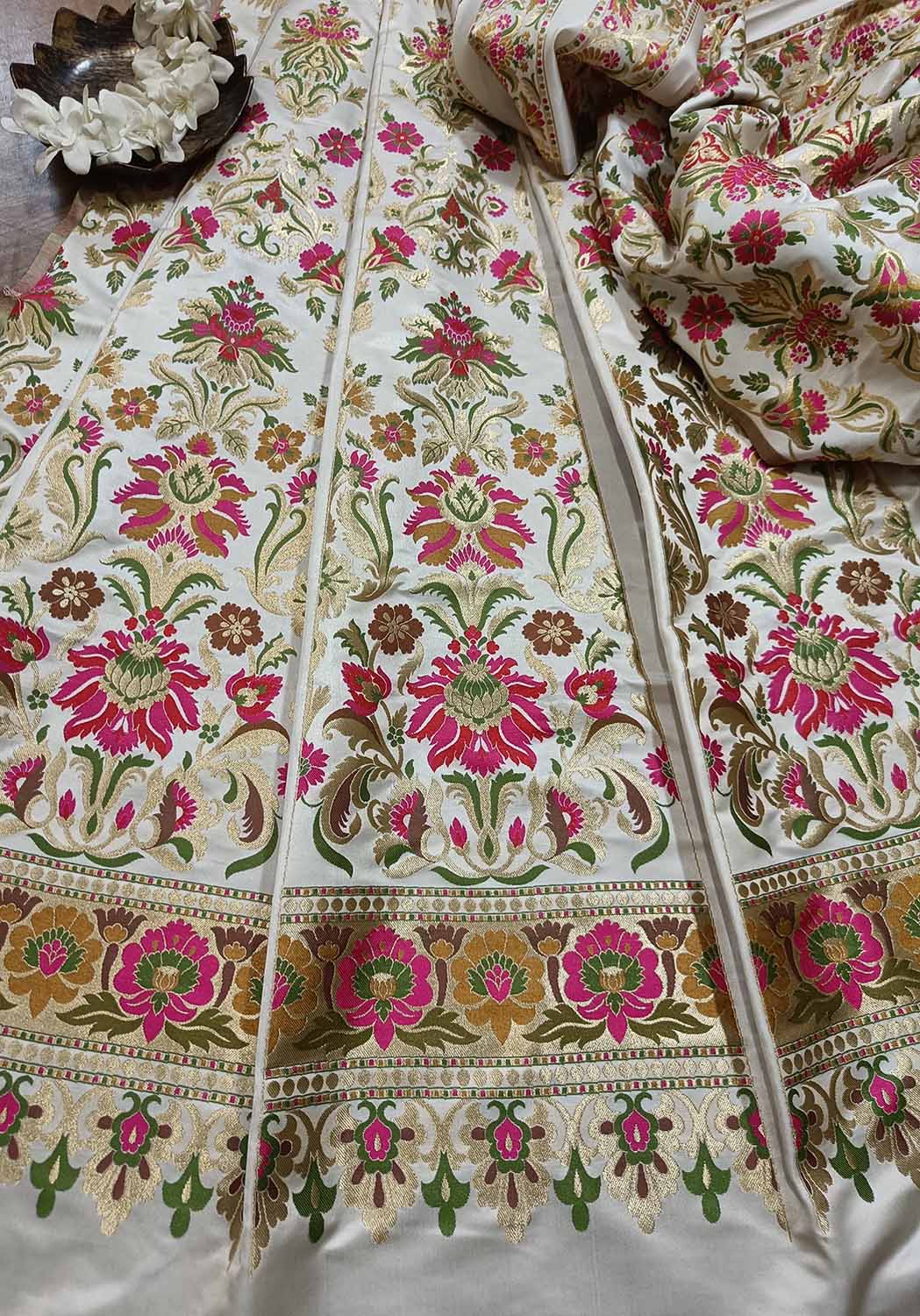 Stunning Off White Banarasi Silk Unstitched Meenakari Lehenga Set - Luxurion World