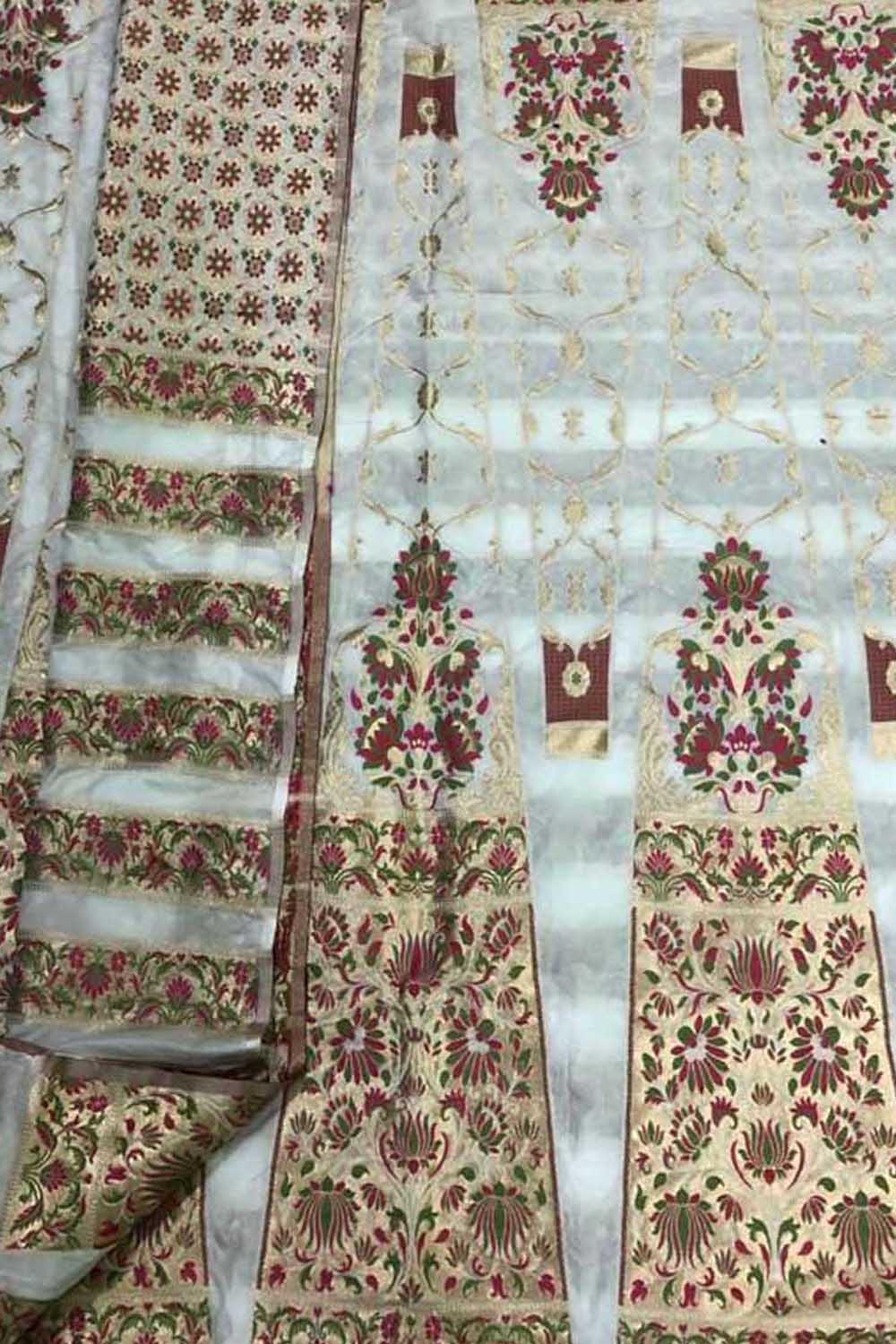 Stunning Dyeable Banarasi Silk Meenakari Lehenga Set - Luxurion World