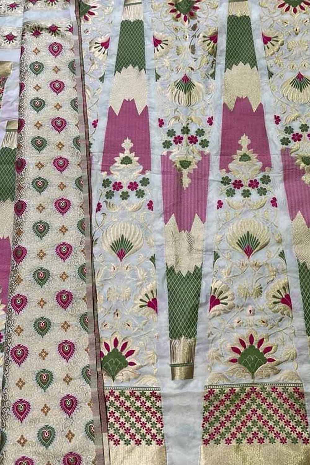 Stunning Dyeable Banarasi Silk Meenakari Lehenga Set - Luxurion World