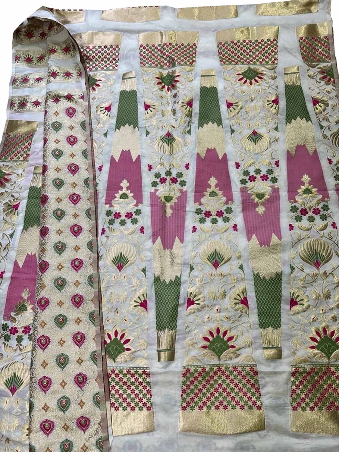 Stunning Dyeable Banarasi Silk Meenakari Lehenga Set - Luxurion World