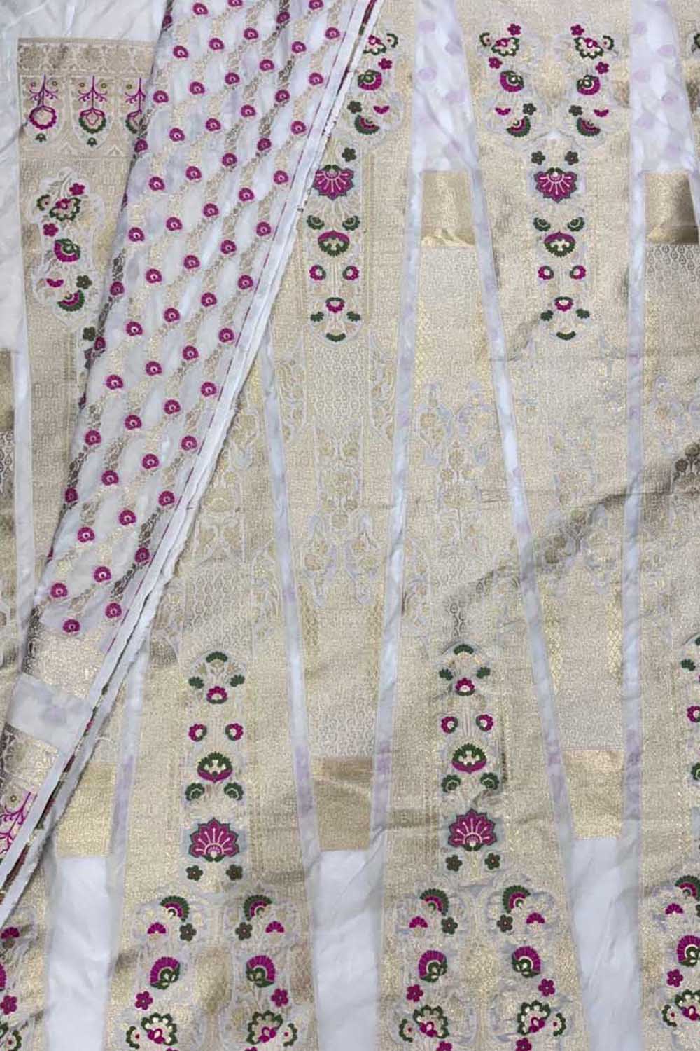 Stunning Dyeable Banarasi Silk Meenakari Lehenga Set - Luxurion World