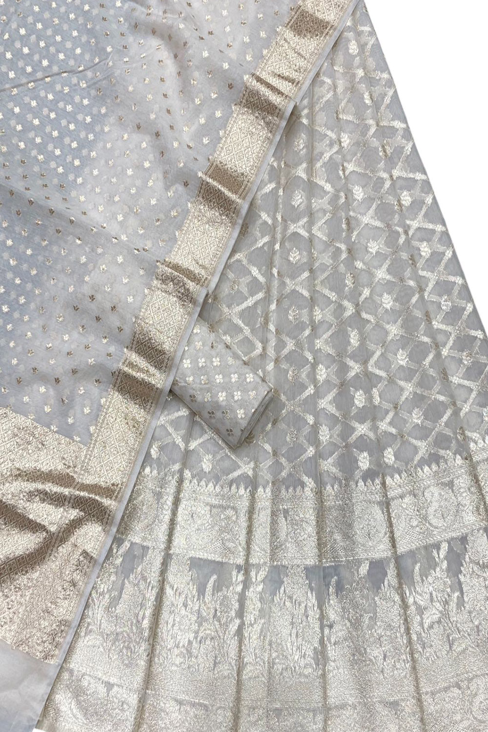 Dyeable Banarasi Chanderi Silk Unstitched Lehenga Set - Luxurion World