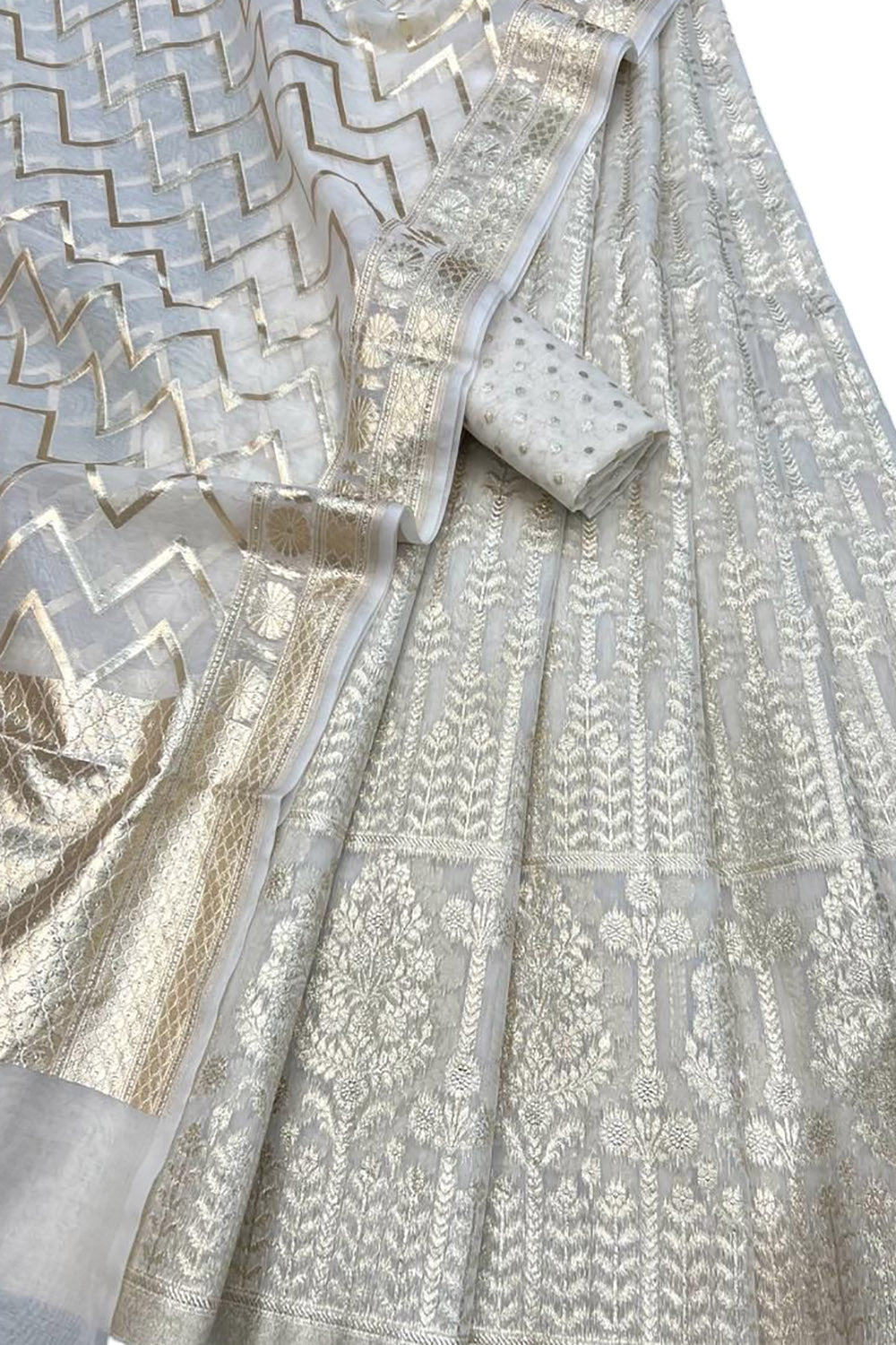 Dyeable Banarasi Chanderi Silk Unstitched Lehenga Set - Luxurion World