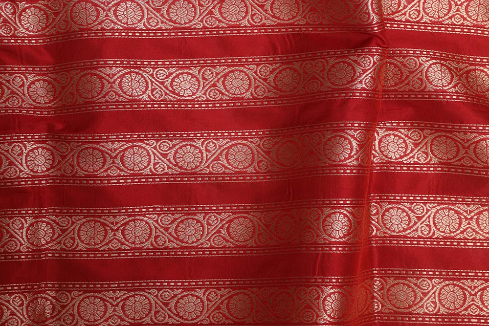 Exquisite Red Banarasi Pure Katan Silk Unstitched Lehenga - Luxurion World