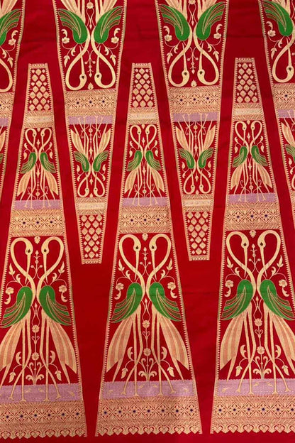 Red Banarasi Handloom Pure Katan Silk Meenakari Lehenga Set - Luxurion World