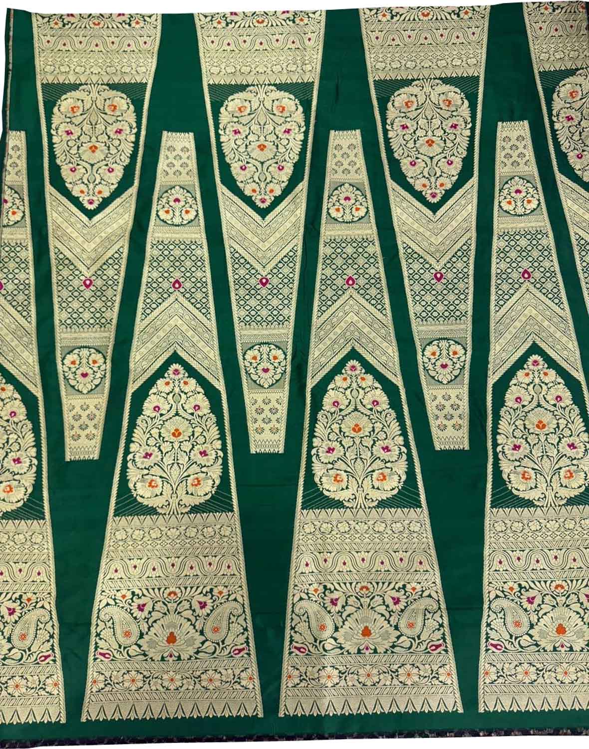 Exquisite Green Banarasi Handloom Pure Katan Silk Meenakari Lehenga Set - Luxurion World