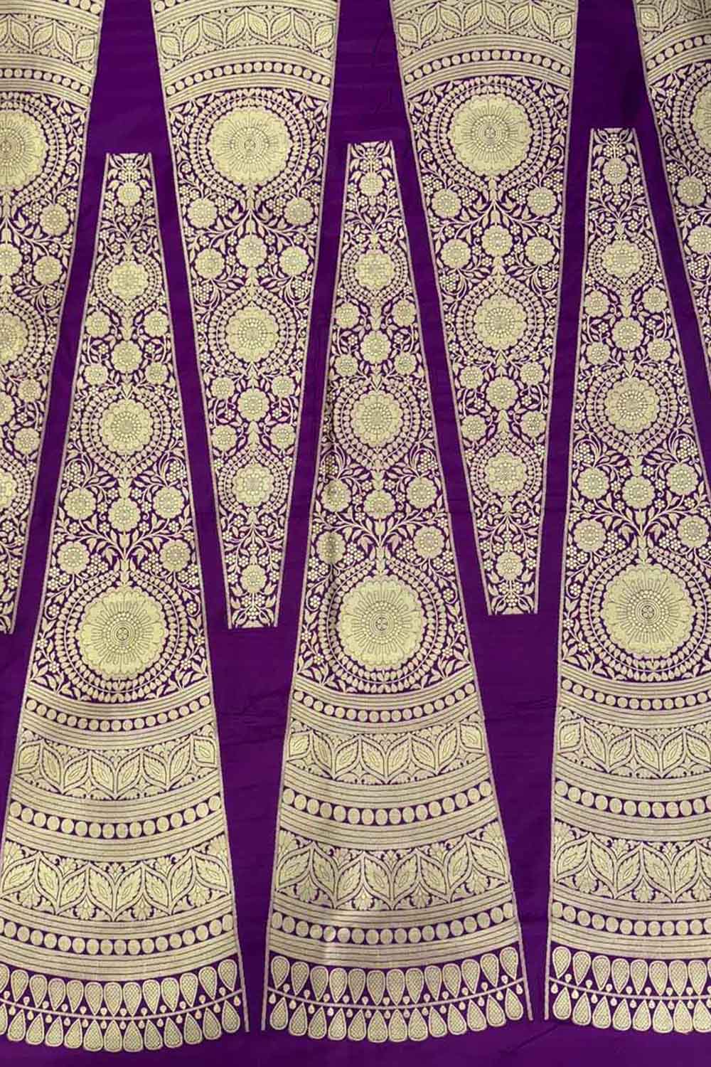 Purple Banarasi Handloom Pure Katan Silk Lehenga Set - Luxurion World