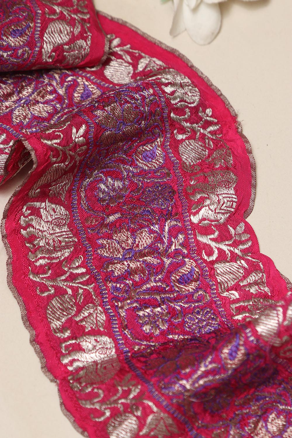 Pink Banarasi Handloom Vintage Pure Silk Border Lace ( 1 Mtr ) - Luxurion World
