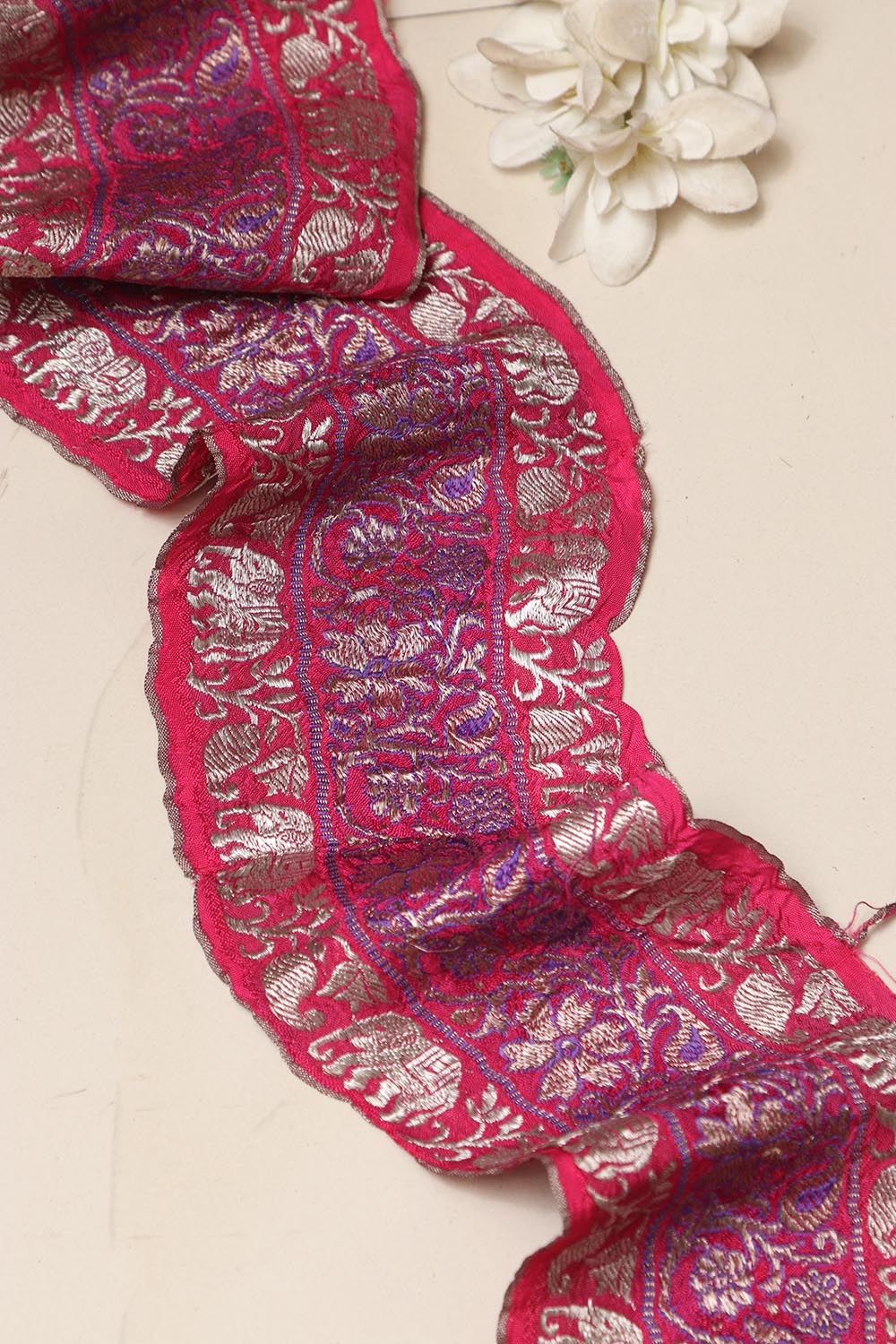 Pink Banarasi Handloom Vintage Pure Silk Border Lace ( 1 Mtr ) - Luxurion World