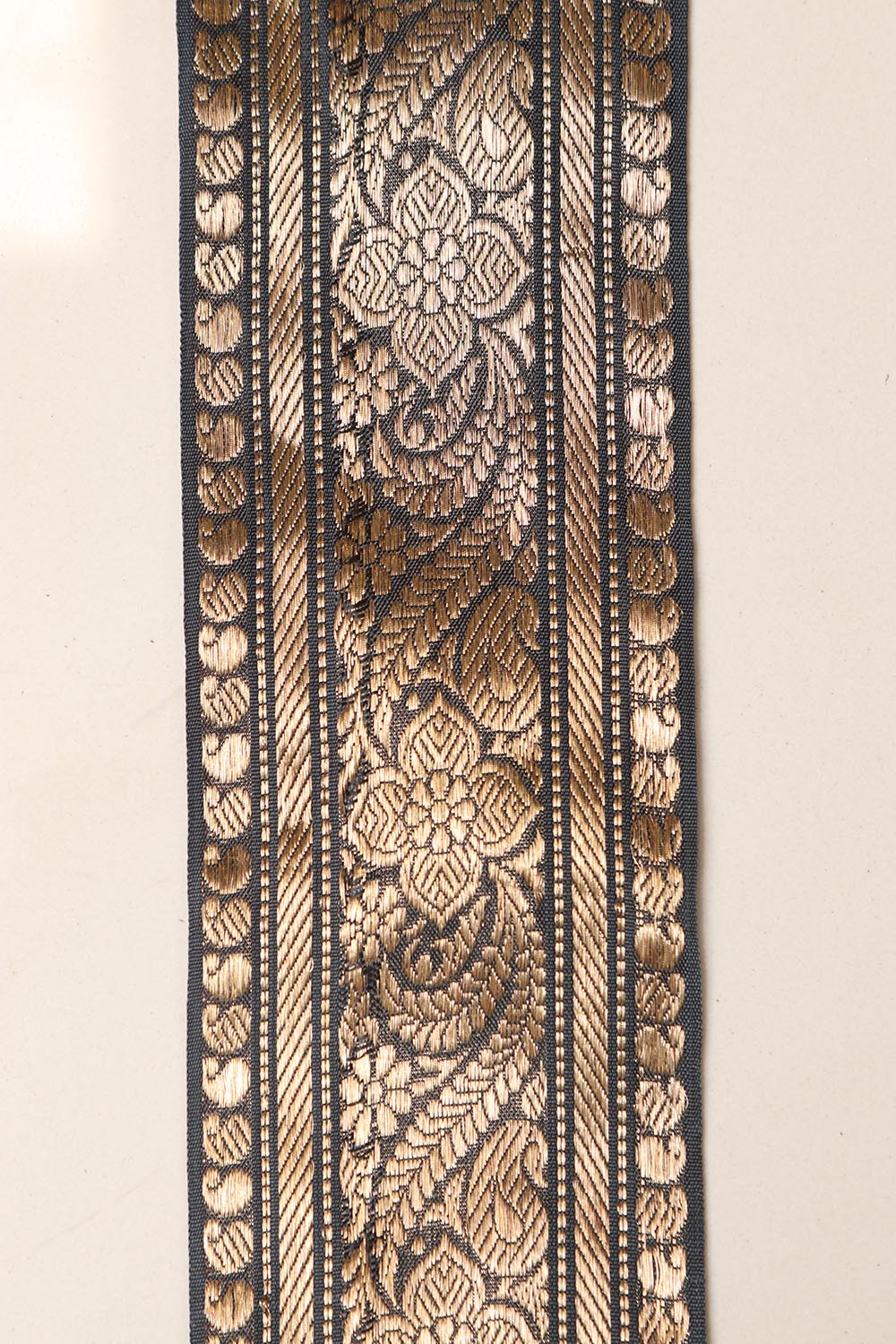 Black Banarasi Handloom Vintage Pure Silk Border Lace ( 1 Mtr )