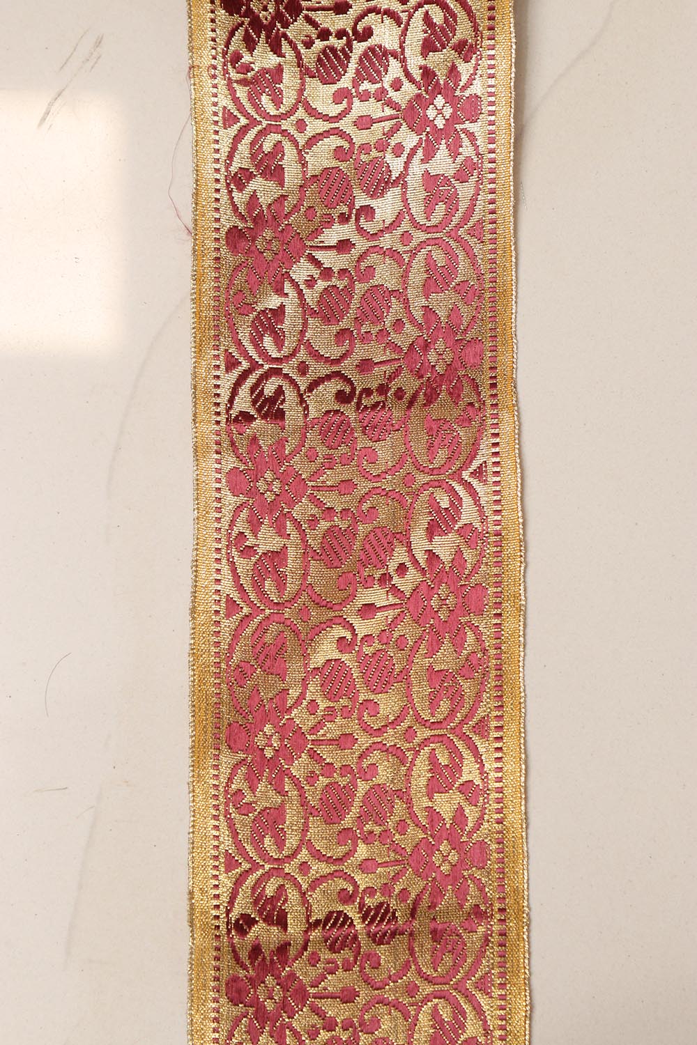 Golden Banarasi Handloom Vintage Pure Silk Border Lace ( 1 Mtr )