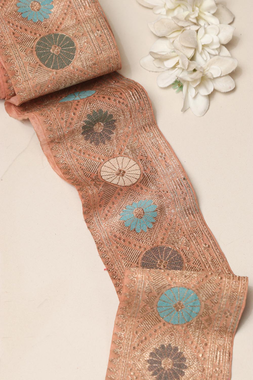 Peach Banarasi Handloom Vintage Pure Silk Border Lace ( 1 Mtr ) - Luxurion World