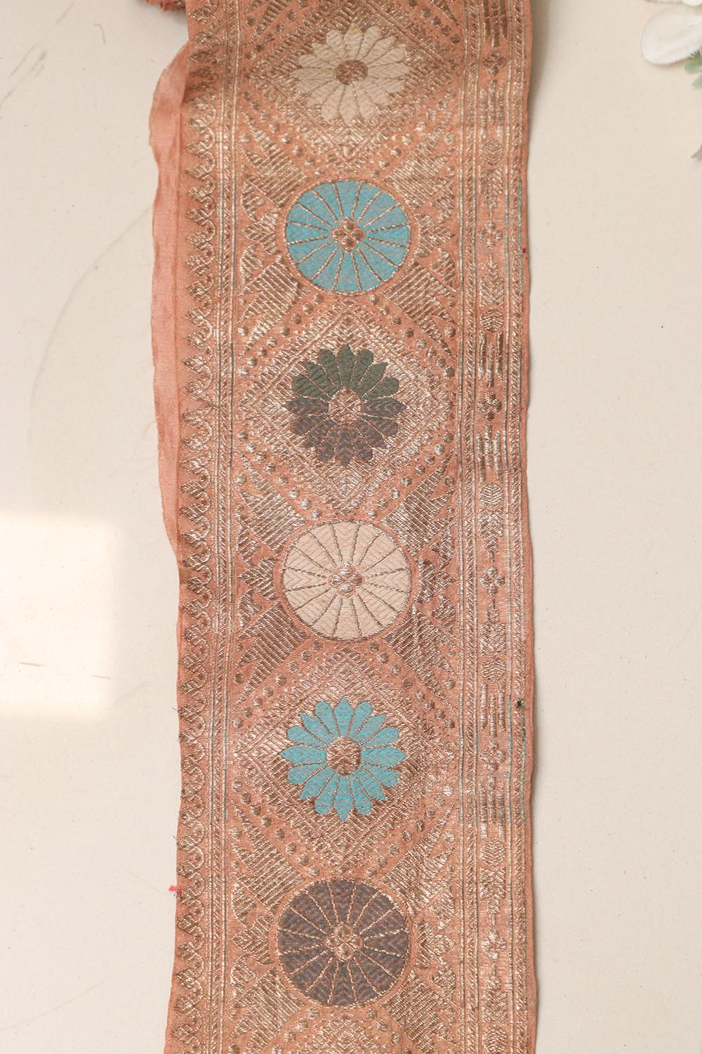 Peach Banarasi Handloom Vintage Pure Silk Border Lace ( 1 Mtr )