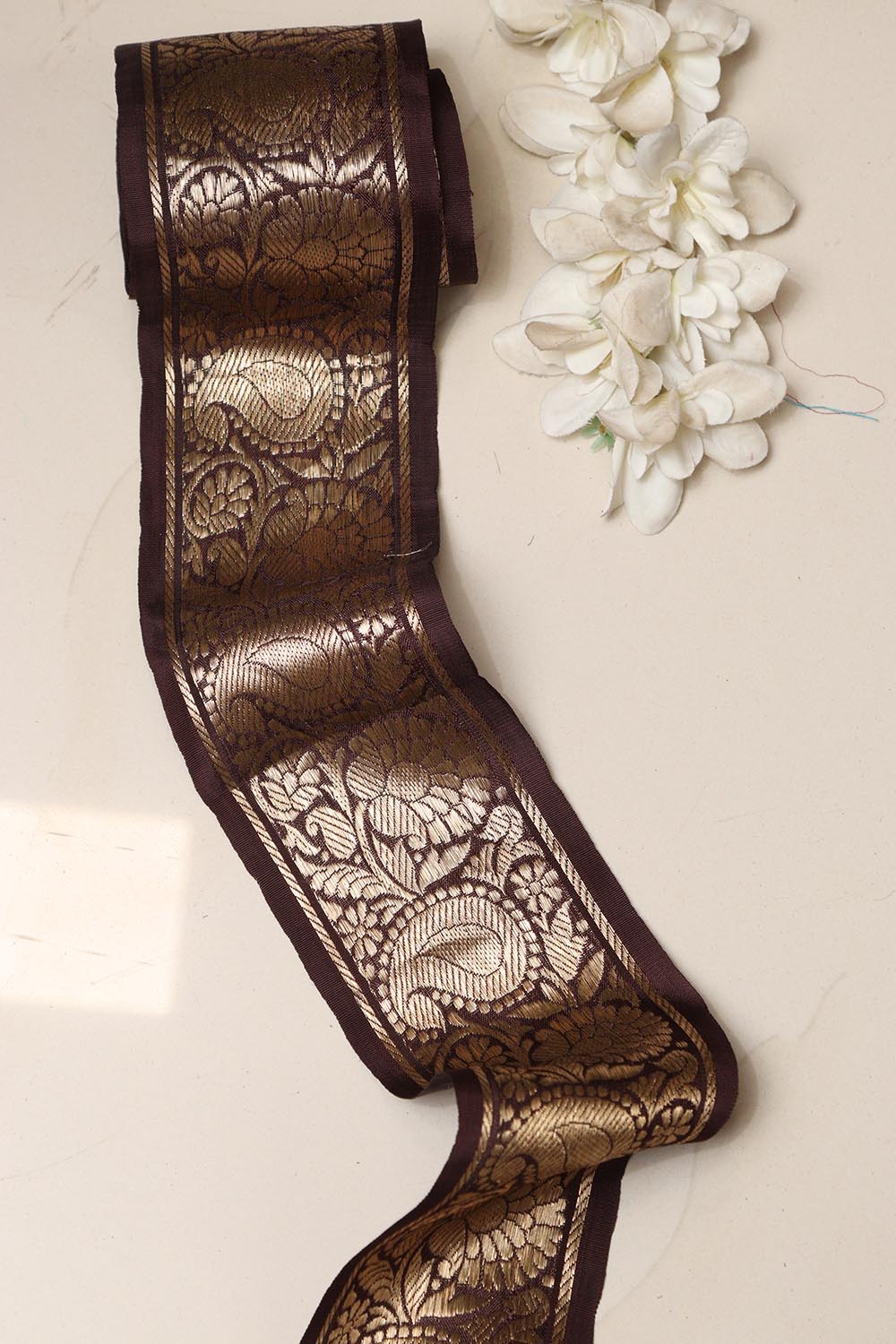 Brown Banarasi Handloom Vintage Pure Silk Border Lace ( 1 Mtr ) - Luxurion World