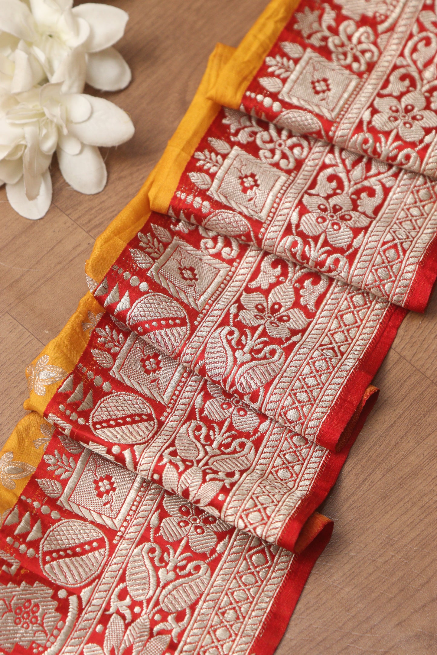 Red Banarasi Handloom Vintage Pure Silk Border ( 0.75 Mtr ) - Luxurion World