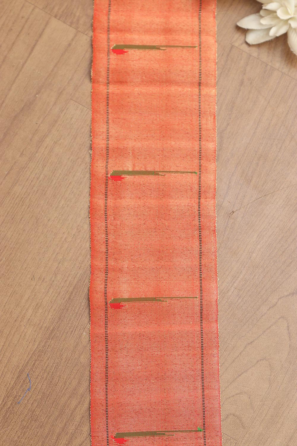 Golden Handloom Paithani Pure Silk Single Muniya Border ( 1 Mtr ) - Luxurion World