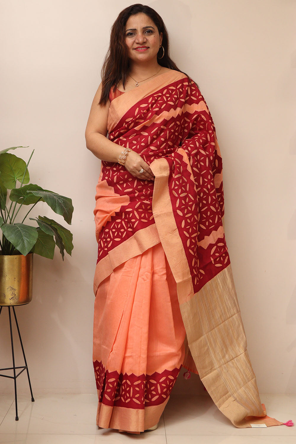 Peach Chanderi Saree With Maroon Hand Applique Work - Luxurion World