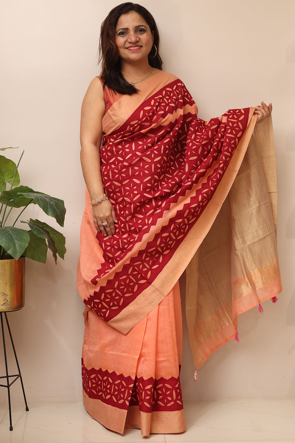 Peach Chanderi Saree With Maroon Hand Applique Work - Luxurion World