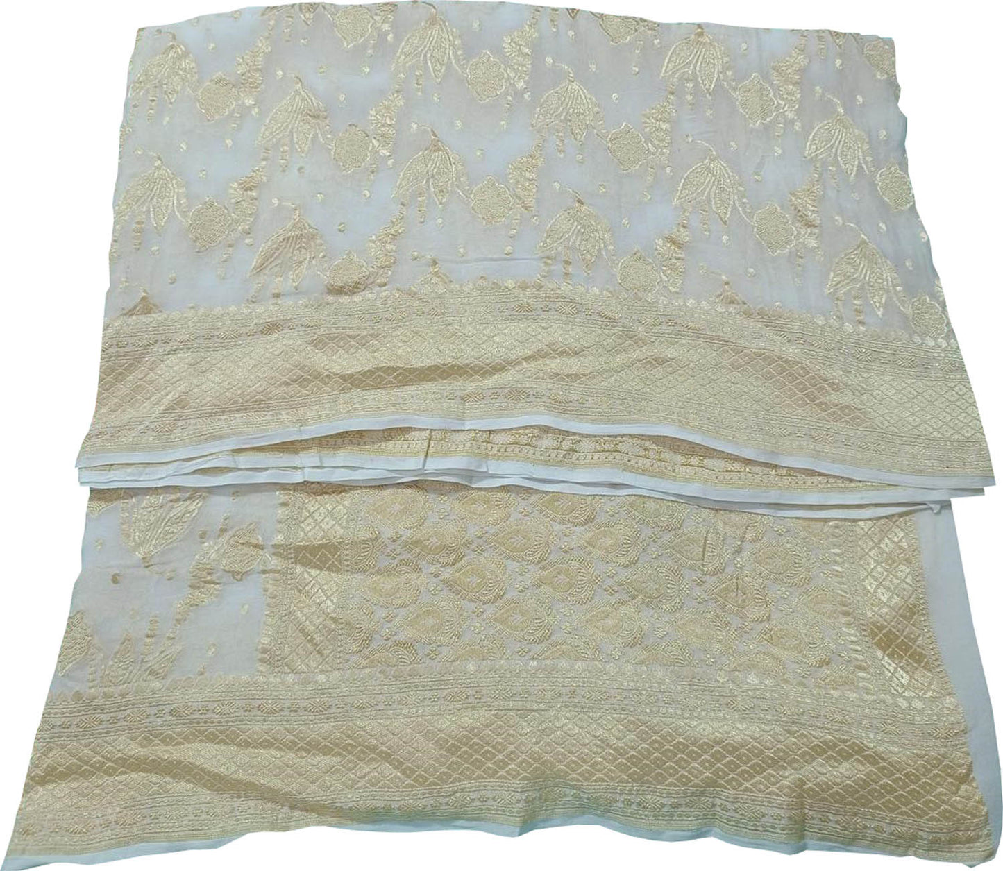 Vibrant Dyeable Handloom Banarasi Georgette Saree - Luxurion World