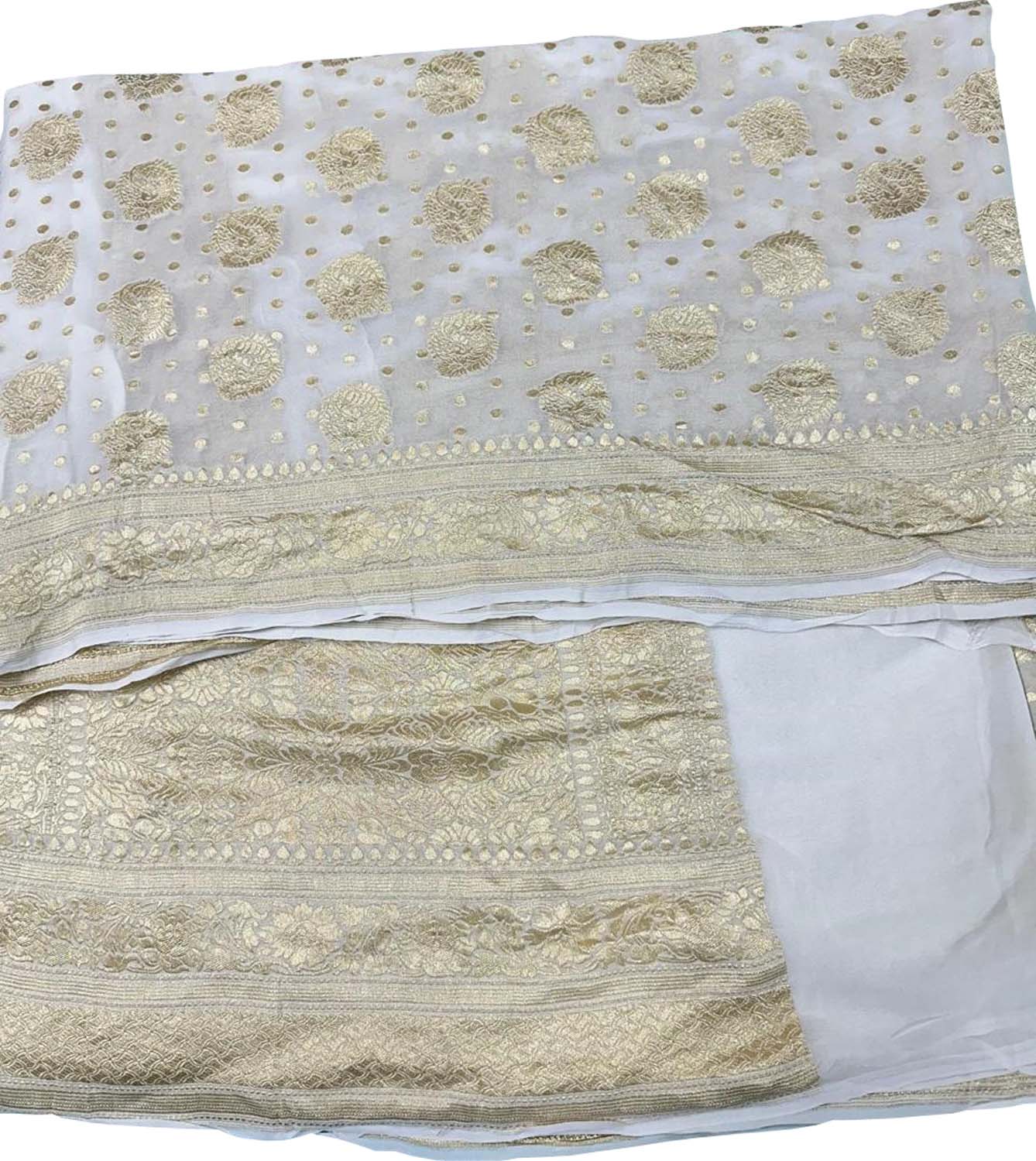 Vibrant Dyeable Handloom Banarasi Georgette Saree - Luxurion World