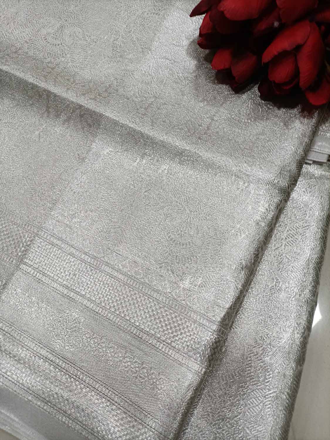 Dyeable Handloom Banarasi Pure Tissue Silk Silver Zari Saree - Luxurion World