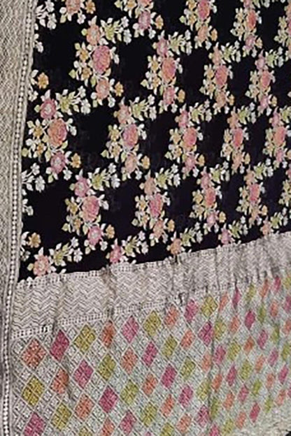 Exquisite Black Handloom Banarasi Pure Georgette Brush Dye Saree - Luxurion World
