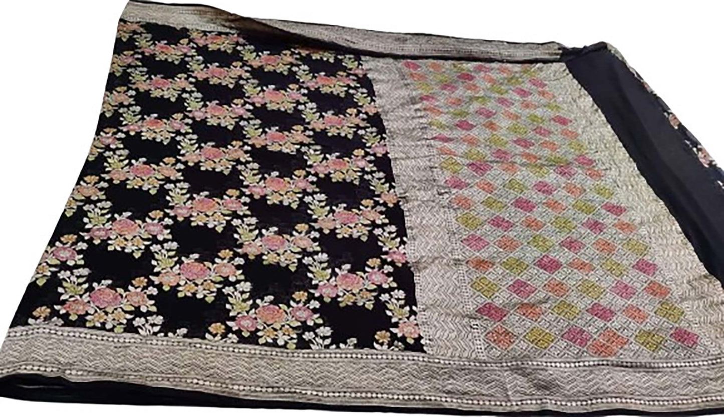 Exquisite Black Handloom Banarasi Pure Georgette Brush Dye Saree - Luxurion World