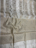 Stunning Dyeable Banarasi Pure Chiniya Saree - Luxurion World