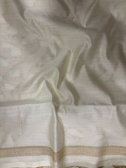 Stunning Dyeable Banarasi Pure Chiniya Silk Saree - Luxurion World