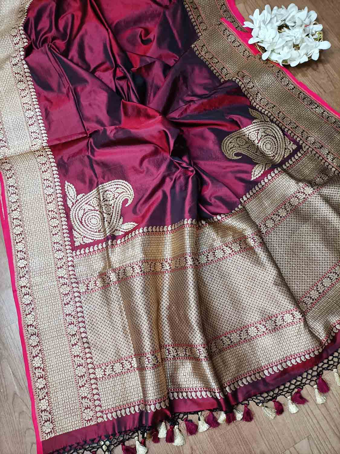 Exquisite Maroon Handloom Banarasi Katan Silk Saree - Luxurion World
