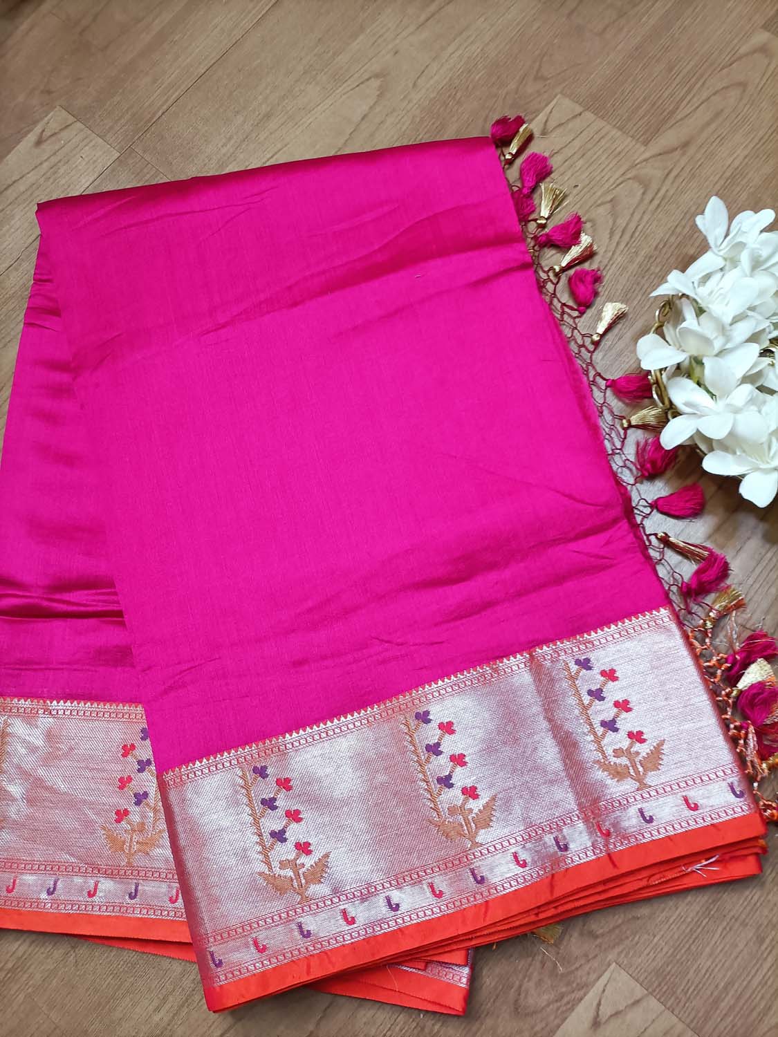 Exquisite Pink Banarasi Chiniya Silk Saree with Paithani Border - Luxurion World