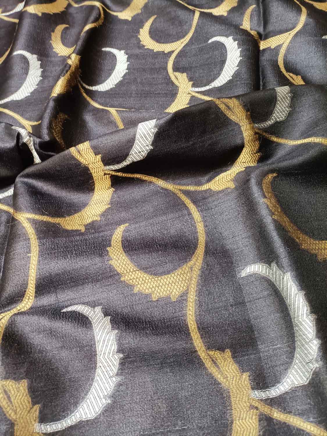 Elegant Black Banarasi Tussar Silk Saree - Luxurion World