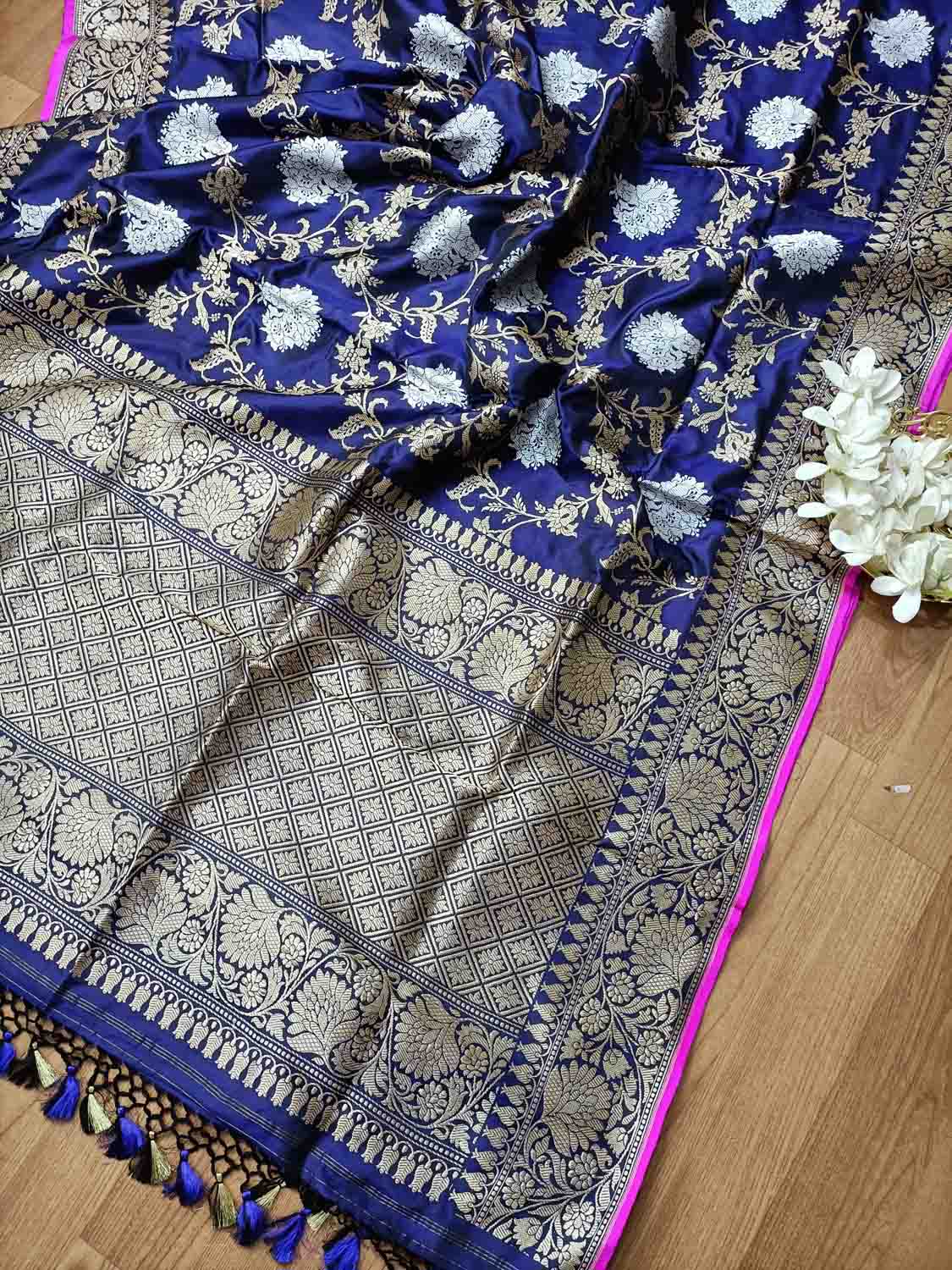 Elegant Blue Banarasi Katan Silk Saree with Jaal Work - Luxurion World