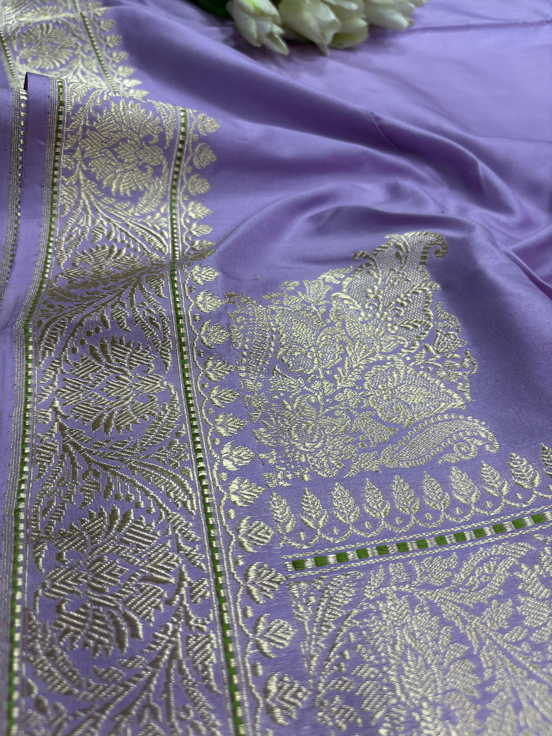 Purple Handloom Banarasi Plain Pure Katan Silk Saree - Luxurion World