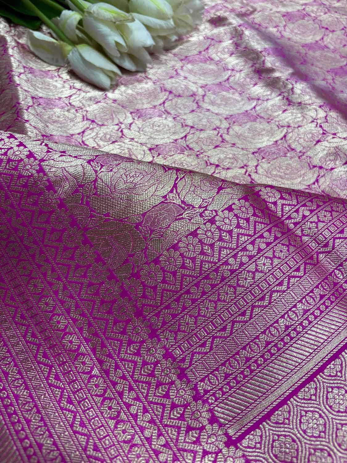 Pink Handloom Banarasi Pure Katan Silk Flower Design Saree - Luxurion World