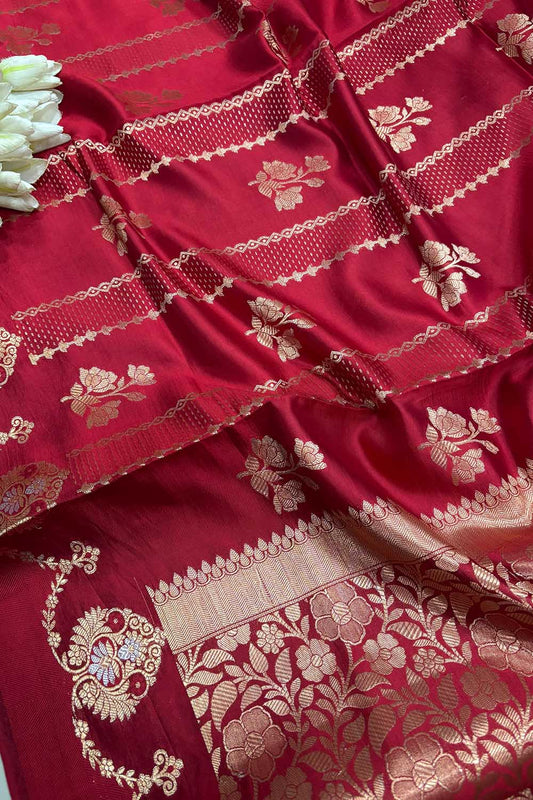 Red Banarasi Pure Silk Flower Design Saree - Luxurion World