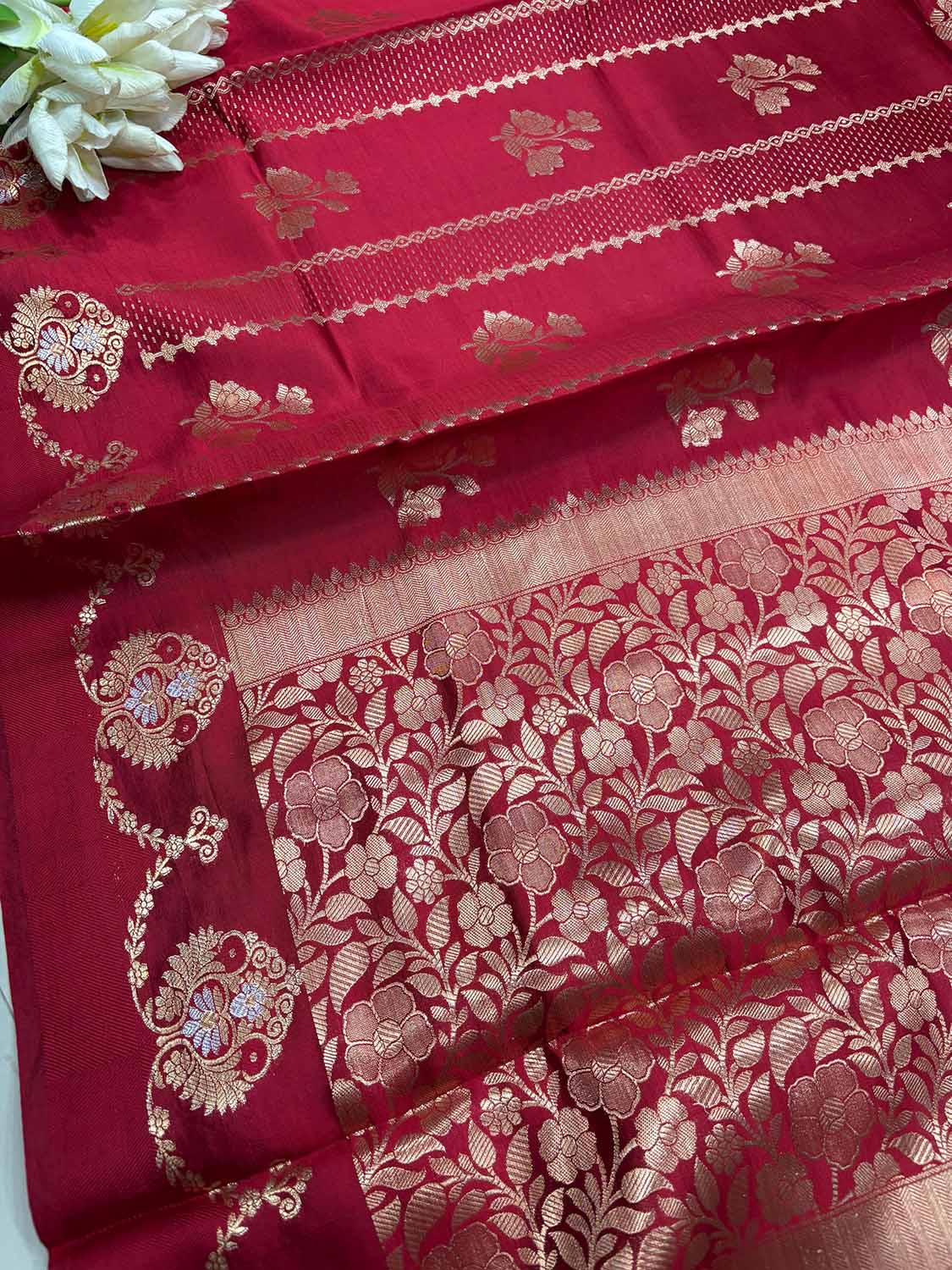 Red Banarasi Pure Silk Flower Design Saree - Luxurion World