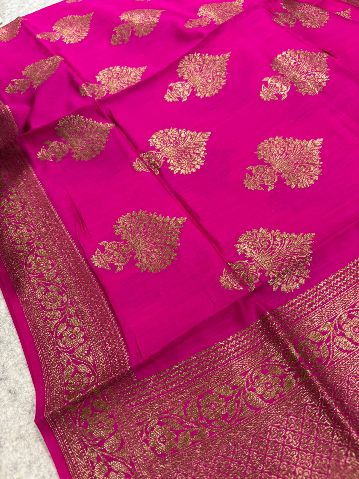 Pink Banarasi Chiniya Silk Saree Big Boota Flower Design Handloom