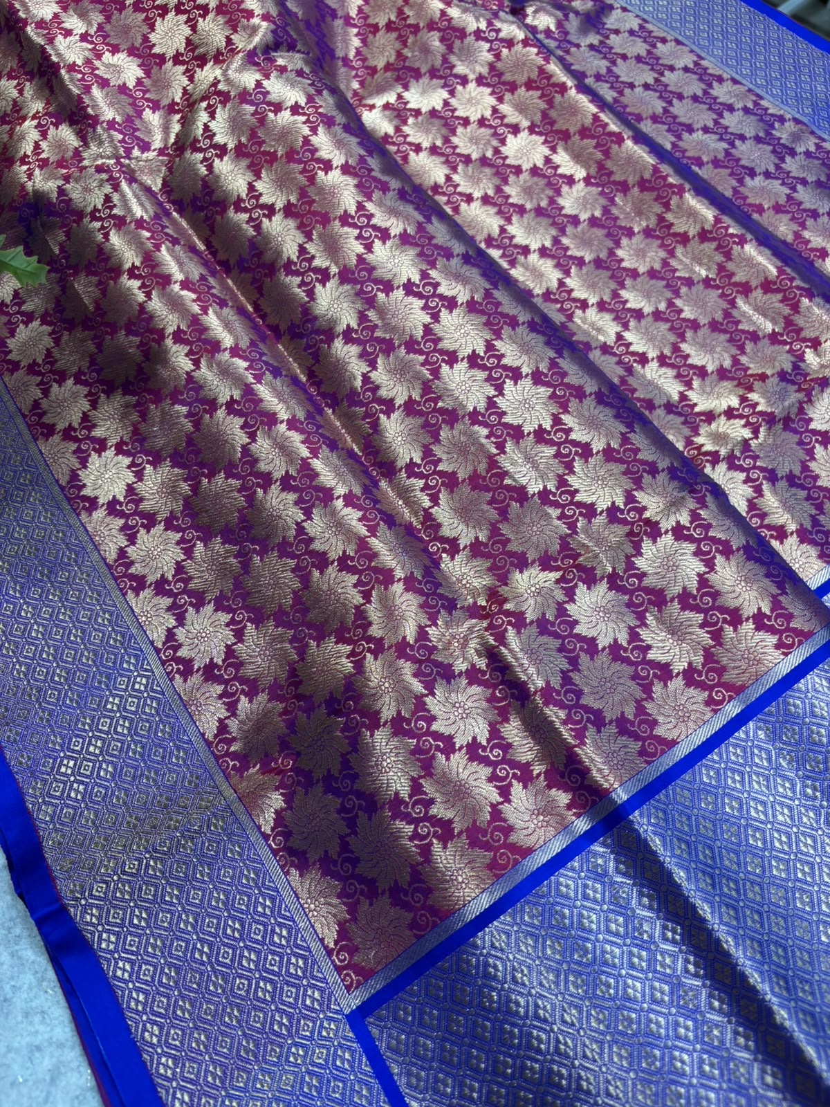Purple Handloom Banarasi Pure Katan Silk Brocade Flower Design Saree